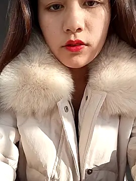 love-xx online show from November 19, 2025, 1:05 am