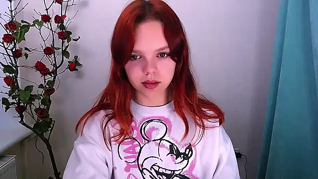 Snapshot of bunny_bloom chatting on November 6, 2025, 4:49 am bunny bloom online show from November 6, 2025, 4:49 am