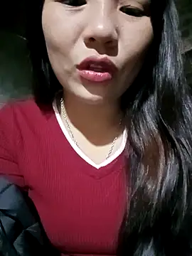 -Lanaa- online show from November 18, 2025, 6:11 pm