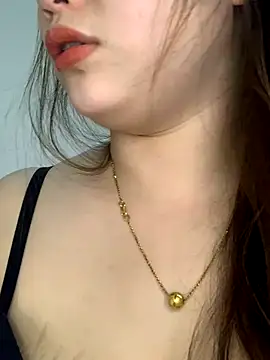 helo-kitty online show from November 15, 2025, 1:59 pm