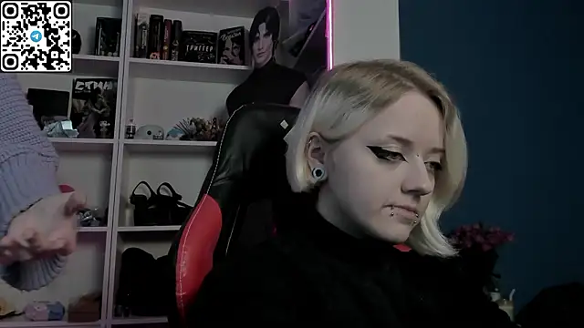 Holy Mistress S online show from February 14, 2026, 11:32 am