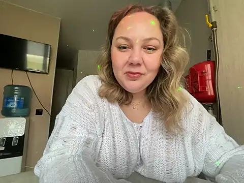 Snapshot of _GloriaLowe_ chatting on October 27, 2025, 8:26 am  GloriaLowe  online show from October 27, 2025, 8:26 am