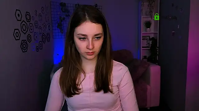 alisabliss online show from April 12, 2026, 7:17 pm