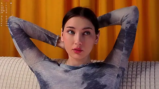 Snapshot of KateCahee chatting on March 3, 2026, 1:23 am KateCahee online show from March 3, 2026, 1:23 am