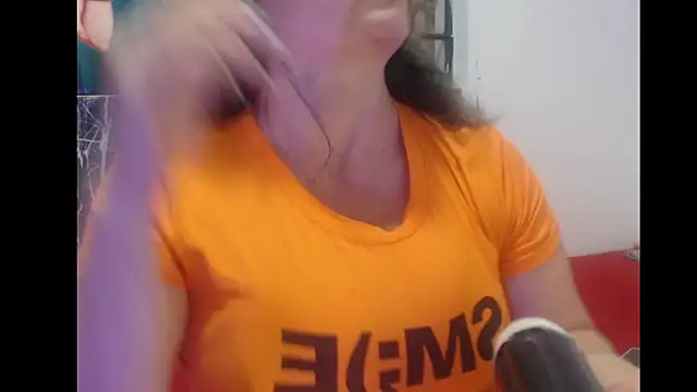 Debora Cienfuegos25 online show from December 2, 2025, 1:28 am