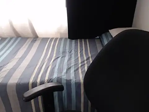 Snapshot of Negritatata chatting on January 16, 2026, 5:28 pm Negritatata online show from January 16, 2026, 5:28 pm