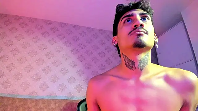 Mr Strike online show from November 19, 2025, 3:06 am