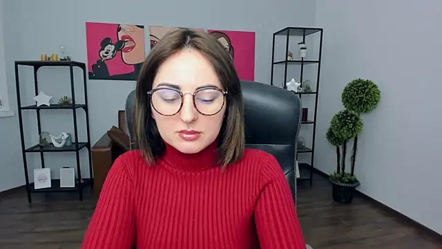 Snapshot of NoraSimons chatting on February 13, 2026, 8:47 am NoraSimons online show from February 13, 2026, 8:47 am