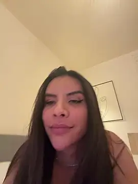 Thaylla sophiiia online show from March 31, 2026, 12:51 pm