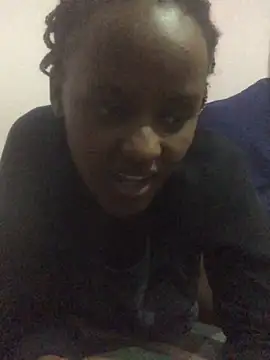 yummy-caramel online show from October 29, 2025, 9:47 pm