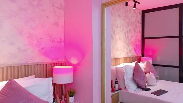 AdelineJhones online show from December 20, 2025, 2:53 pm