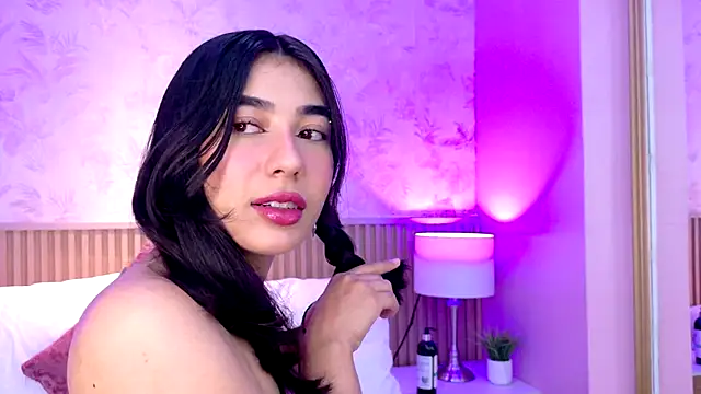 AdelineJhones online show from November 9, 2025, 2:21 pm