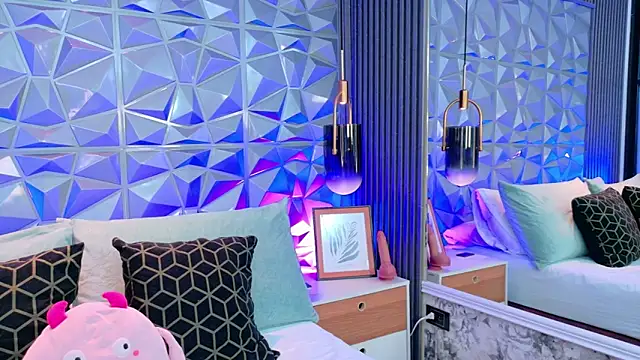 AdelineJhones online show from March 20, 2026, 2:07 pm