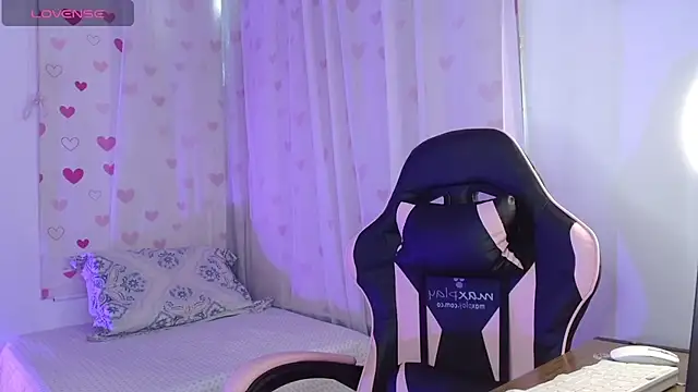 antonella ed online show from December 22, 2025, 7:25 pm