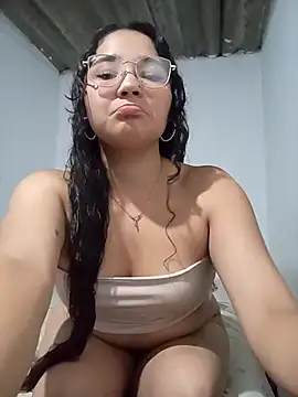 cami 3008 online show from March 27, 2026, 6:00 am