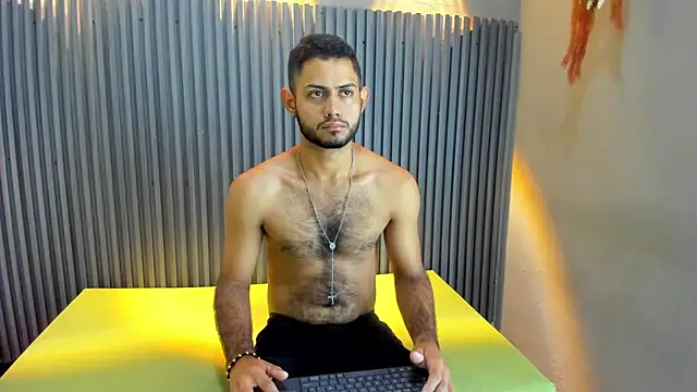 Snapshot of YEFERSON_SCOTT chatting on October 23, 2025, 12:48 pm YEFERSON SCOTT online show from October 23, 2025, 12:48 pm