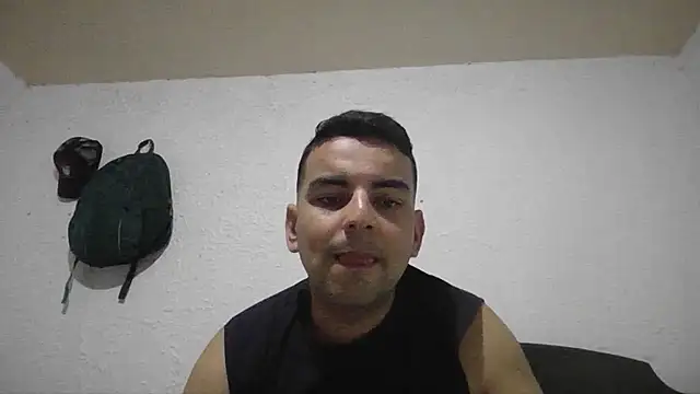 Snapshot of axel_jhones_ chatting on November 17, 2025, 1:20 am axel jhones online show from November 17, 2025, 1:20 am