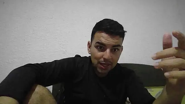 Snapshot of axel_jhones_ chatting on November 11, 2025, 2:06 am axel jhones online show from November 11, 2025, 2:06 am