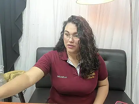 Snapshot of mira_cherry02 chatting on October 24, 2025, 12:31 am mira cherry02 online show from October 24, 2025, 12:31 am