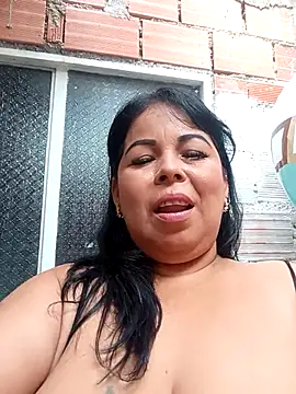 Snapshot of mother2-divorced chatting on January 12, 2026, 7:31 pm mother2-divorced online show from January 12, 2026, 7:31 pm