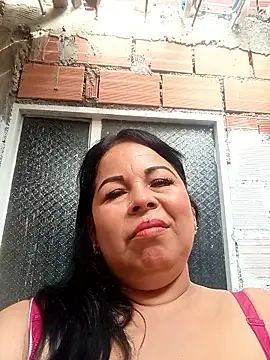 Snapshot of mother2-divorced chatting on January 11, 2026, 1:51 pm mother2-divorced online show from January 11, 2026, 1:51 pm