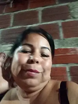 Snapshot of mother2-divorced chatting on March 8, 2026, 3:10 am mother2-divorced online show from March 8, 2026, 3:10 am