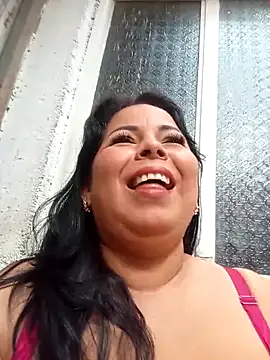 Snapshot of mother2-divorced chatting on February 8, 2026, 3:21 pm mother2-divorced online show from February 8, 2026, 3:21 pm