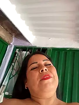 Snapshot of mother2-divorced chatting on March 10, 2026, 7:40 pm mother2-divorced online show from March 10, 2026, 7:40 pm