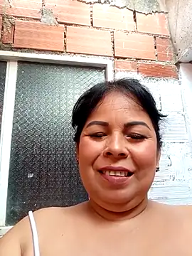 Snapshot of mother2-divorced chatting on February 4, 2026, 1:17 pm mother2-divorced online show from February 4, 2026, 1:17 pm