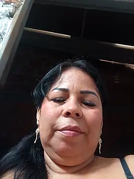 Snapshot of mother2-divorced chatting on February 15, 2026, 1:43 pm mother2-divorced online show from February 15, 2026, 1:43 pm