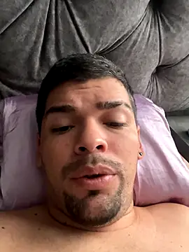 Snapshot of Alexstrw chatting on October 22, 2025, 12:15 pm Alexstrw online show from October 22, 2025, 12:15 pm
