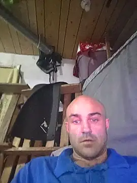 BulbasaurIsmettv online show from July 21, 2026, 9:49 pm