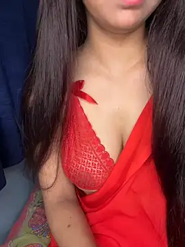 Cute Marina online show from April 8, 2026, 6:37 am