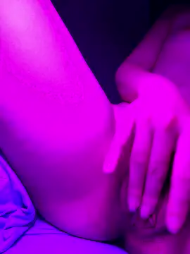 LunaKissing online show from October 24, 2025, 3:38 am