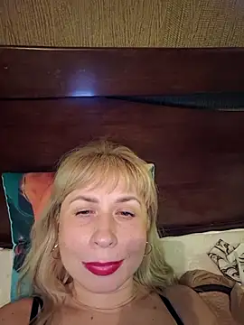 SelinaLovqx online show from March 5, 2026, 1:57 am