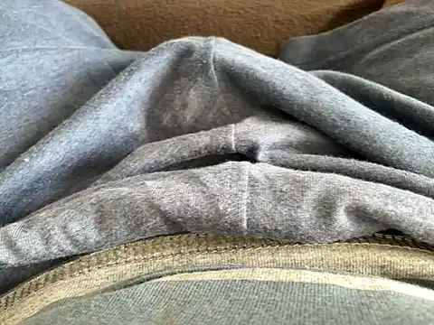 blacksamii2 online show from March 18, 2026, 10:40 am