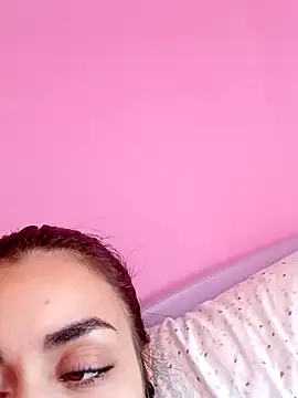 Snapshot of cotoncandyy chatting on November 8, 2025, 1:25 pm cotoncandyy online show from November 8, 2025, 1:25 pm