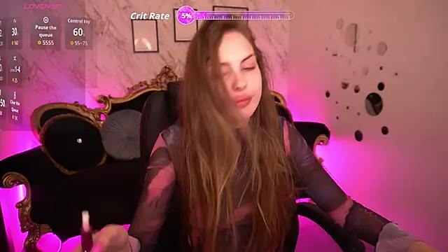 AleksaaJoy online show from May 17, 2026, 6:24 am