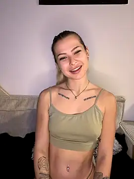 AlyssaSchwarz online show from November 23, 2025, 6:29 pm