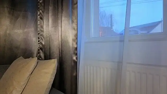 Snapshot of Biancka_ chatting on February 24, 2026, 5:08 am Biancka online show from February 24, 2026, 5:08 am