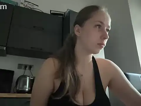 Snapshot of Nicole_Wallker chatting on November 1, 2025, 6:30 am Nicole Wallker online show from November 1, 2025, 6:30 am