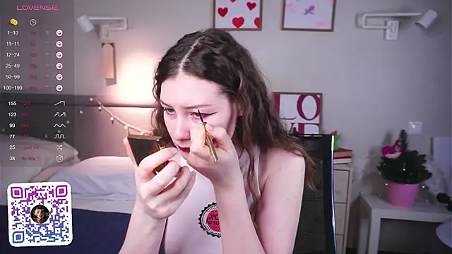 MegganKinson online show from February 27, 2026, 5:29 am