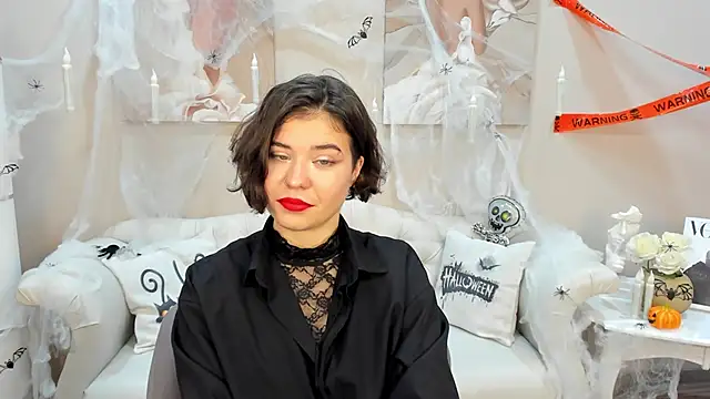 CamillaRush online show from October 28, 2025, 9:08 am