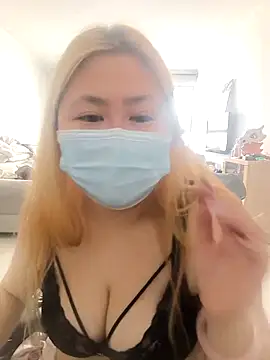 yehe125216 online show from October 29, 2025, 4:22 am