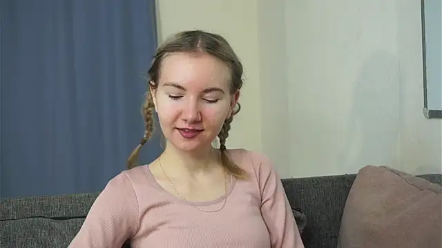 CathyHeximer online show from December 23, 2025, 7:40 am