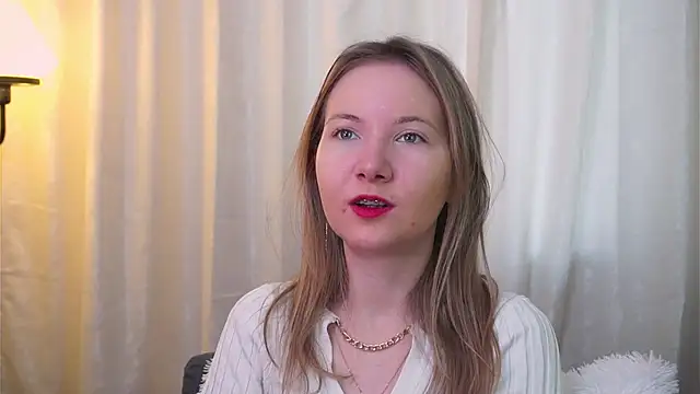 Snapshot of CathyHeximer chatting on February 5, 2026, 8:10 am CathyHeximer online show from February 5, 2026, 8:10 am