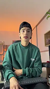 Sebastian Reed online show from February 19, 2026, 7:27 am