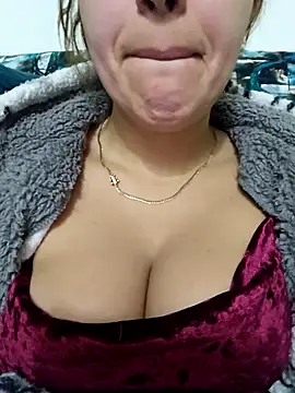 Sexy-girl online show from February 19, 2026, 7:55 pm