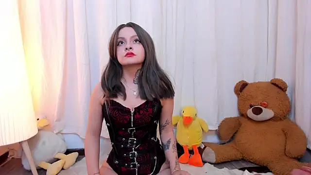 lexirouge   online show from February 26, 2026, 4:01 am