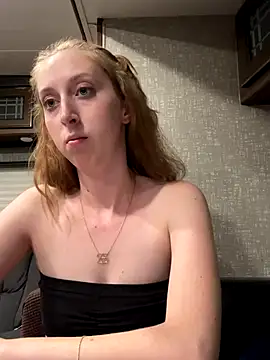 sweet-vixen online show from December 14, 2025, 2:40 am